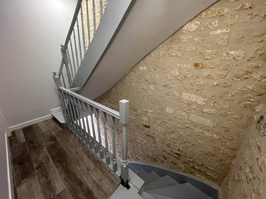 Superbe Studio Centre Ville * Clim * Wifi * Haut De Gamme * Angouleme Luaran gambar
