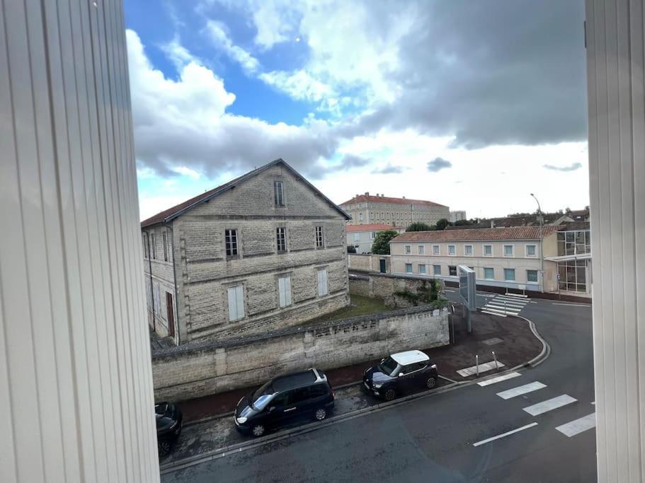 Superbe Studio Centre Ville * Clim * Wifi * Haut De Gamme * Angouleme Luaran gambar